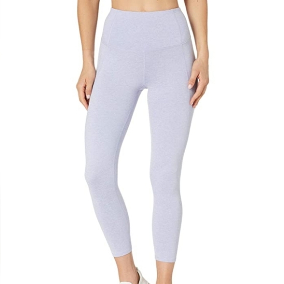 Size S gray crop TNA workout yoga leg and capris - Picture 1 of 17